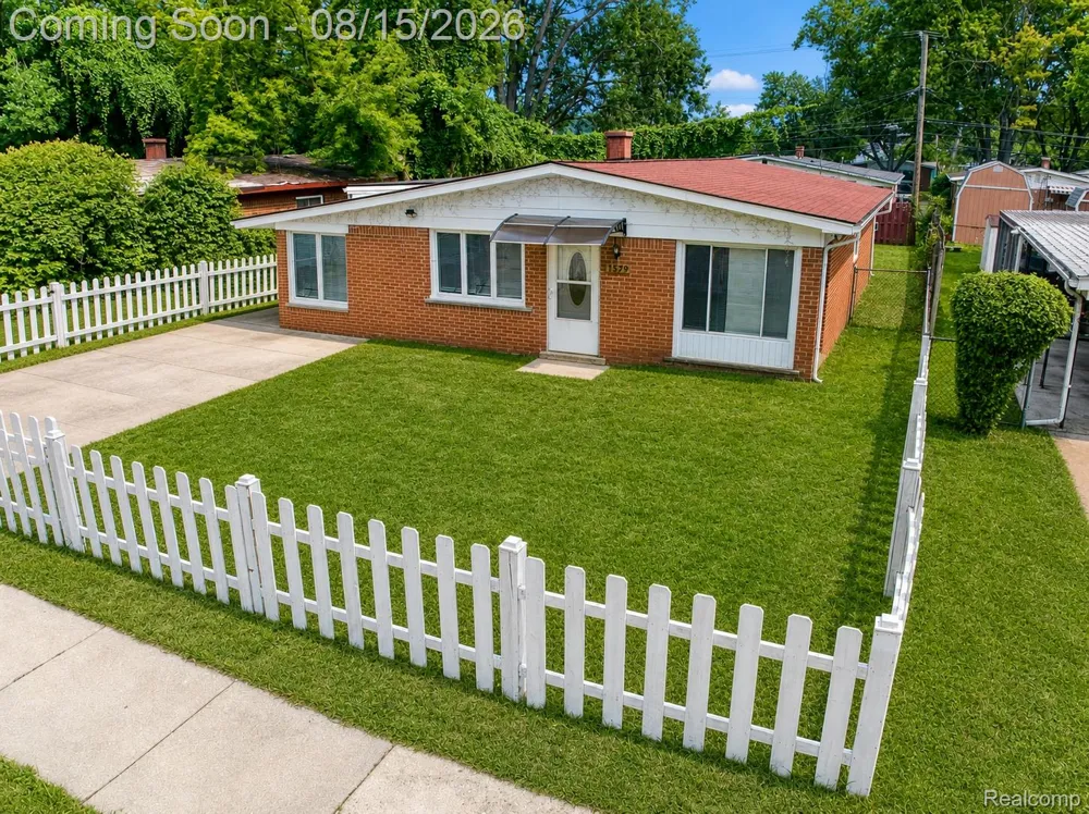 1579 Dulong Avenue Madison Heights City, MI 48071