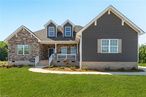 117 Levington Way