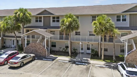 1600 Woodland Drive #8106
