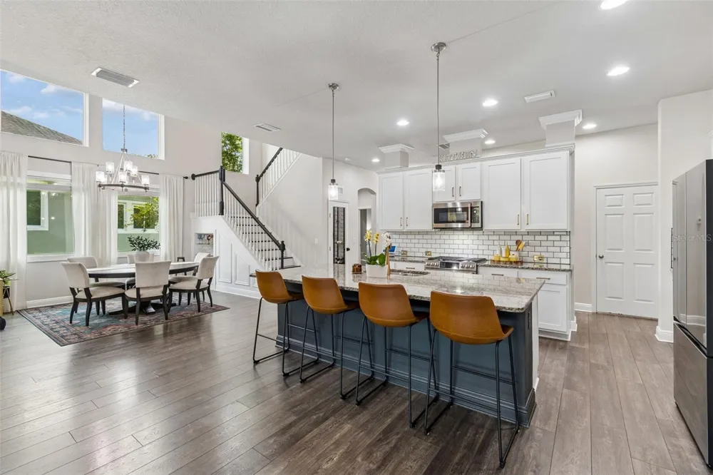 6323 HAVENSPORT DRIVE Apollo Beach, FL 33572