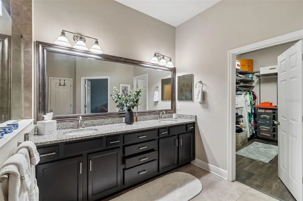 6323 HAVENSPORT DRIVE Apollo Beach, FL 33572