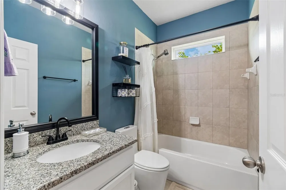 6323 HAVENSPORT DRIVE Apollo Beach, FL 33572