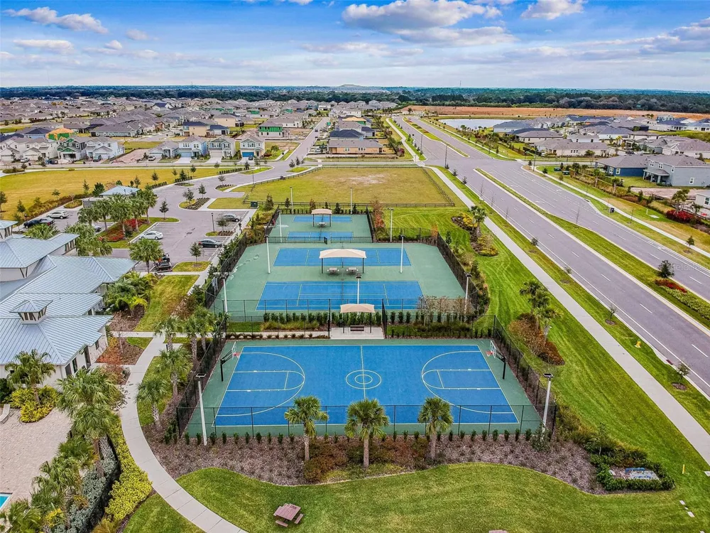 6323 HAVENSPORT DRIVE Apollo Beach, FL 33572