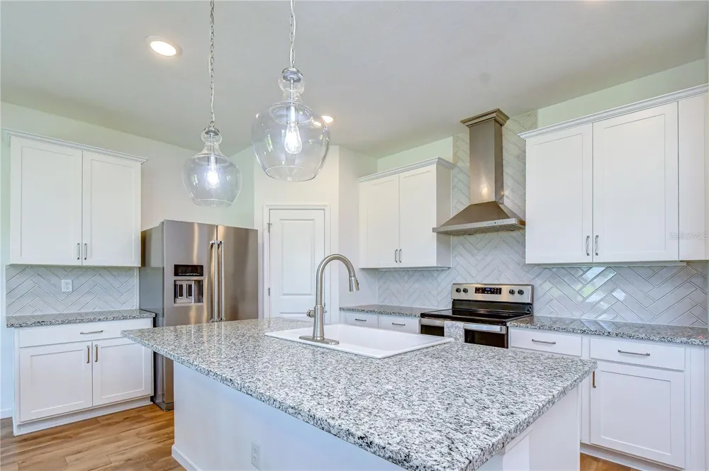 35651 BUTTONWEED TRAIL Zephyrhills, FL 33541