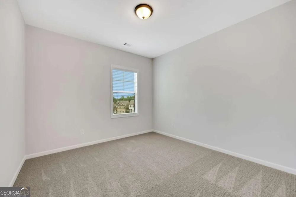 5325 Fox Hill LN Oakwood, GA 30566