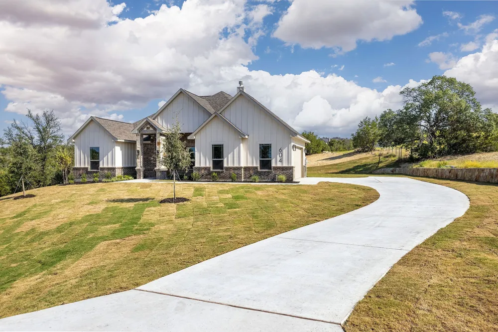 604 Acorn Way Weatherford, TX 76085