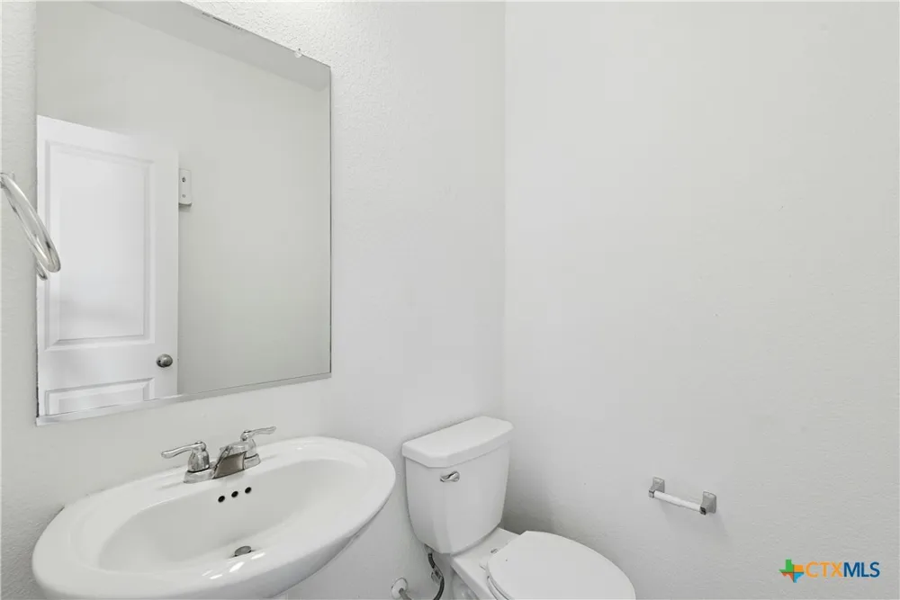 513 Circle Way Jarrell, TX 76537