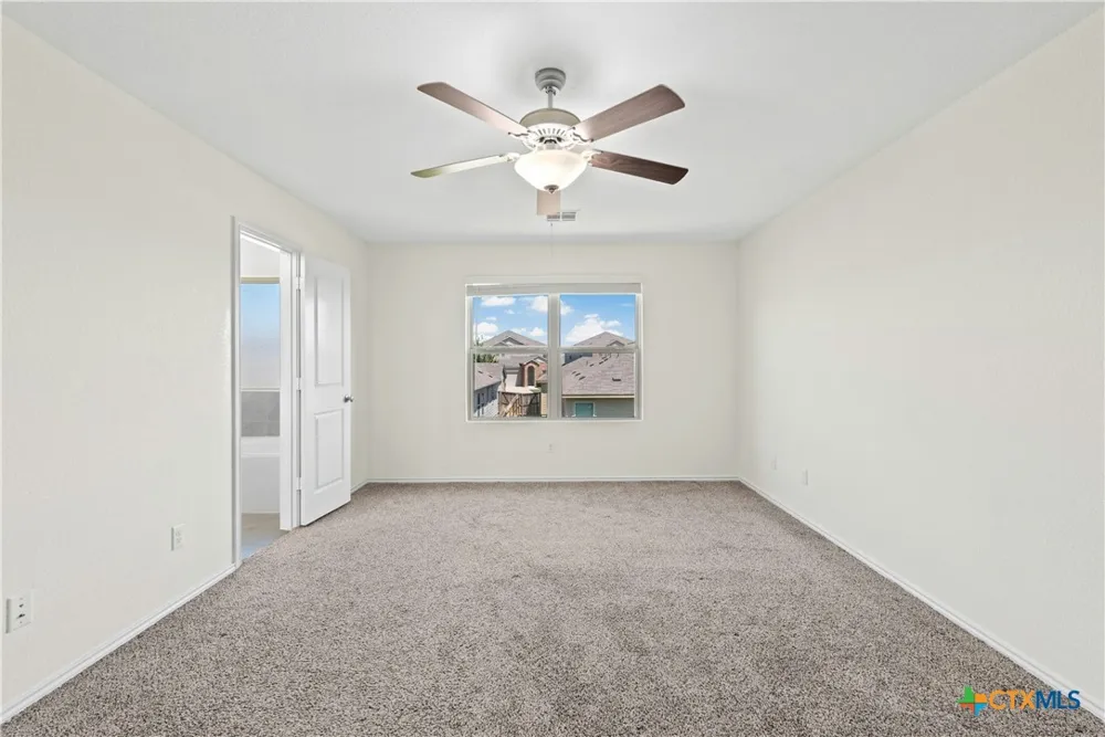 513 Circle Way Jarrell, TX 76537