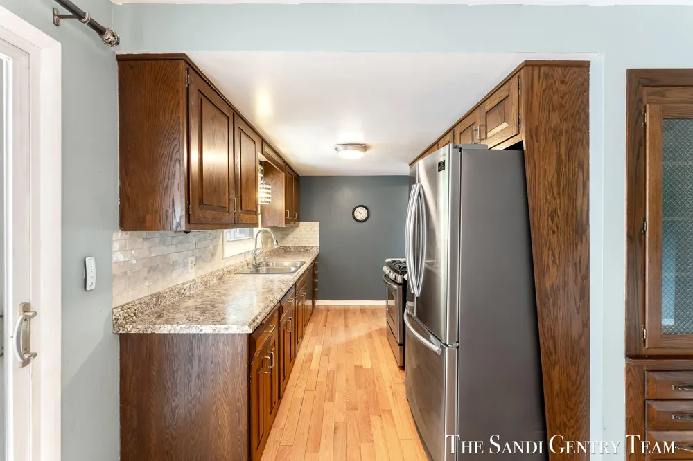 1015 Taylor Avenue Grand Haven, MI 49417