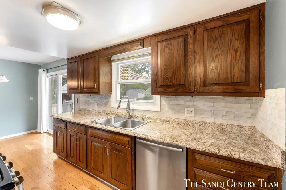 1015 Taylor Avenue Grand Haven, MI 49417