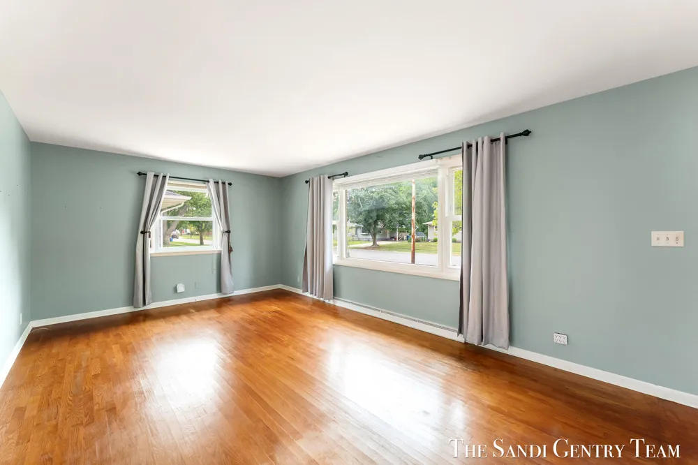 1015 Taylor Avenue Grand Haven, MI 49417
