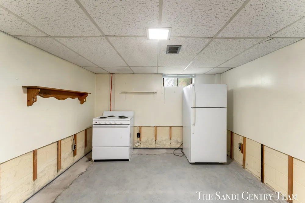 1015 Taylor Avenue Grand Haven, MI 49417