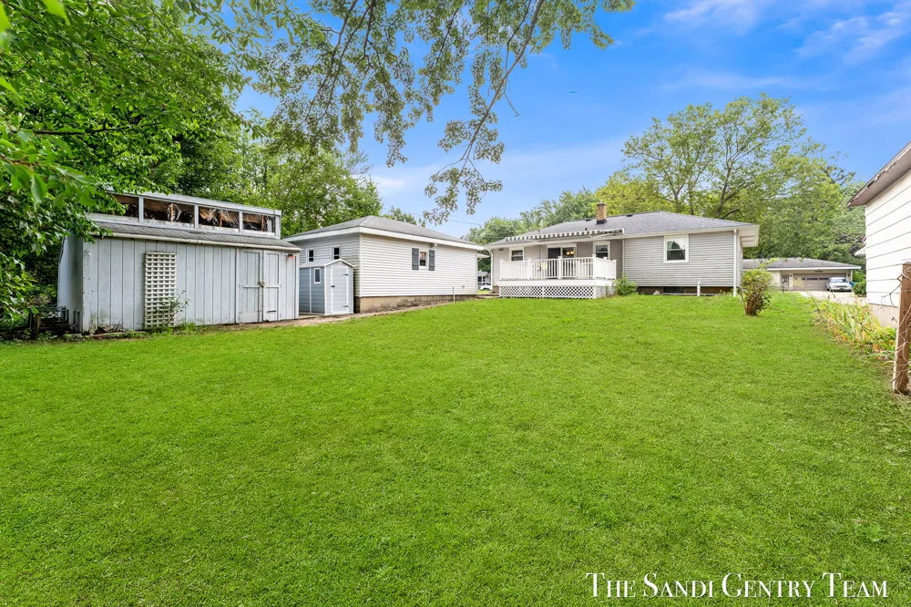 1015 Taylor Avenue Grand Haven, MI 49417