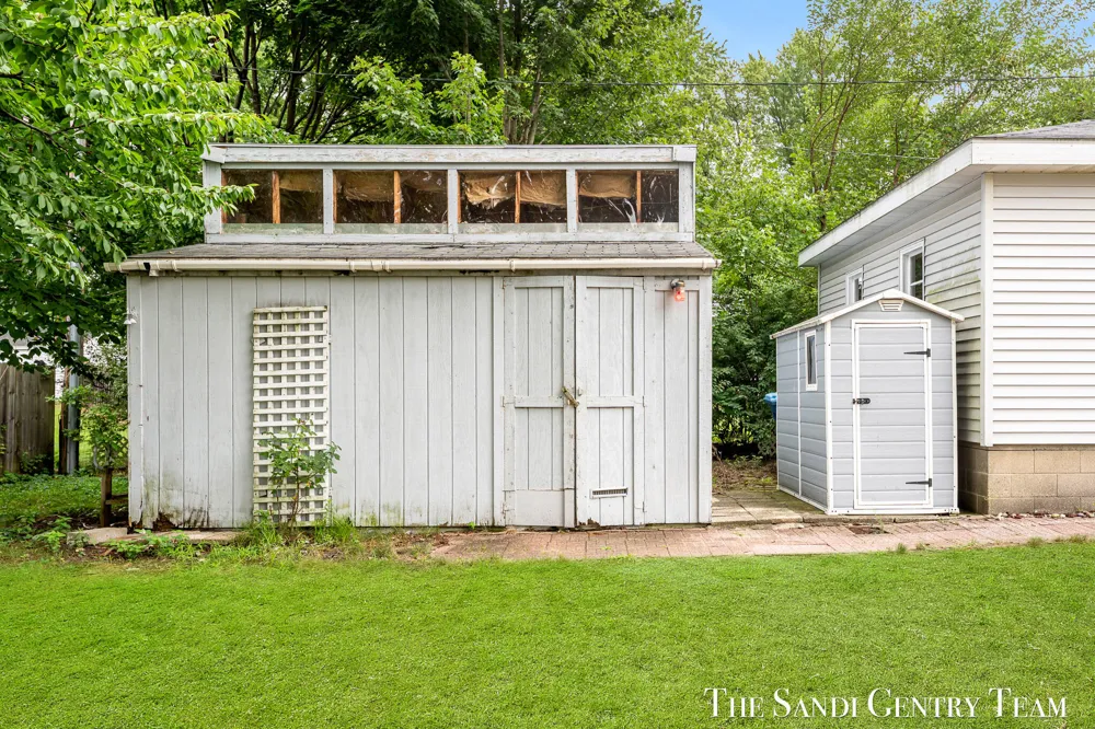1015 Taylor Avenue Grand Haven, MI 49417