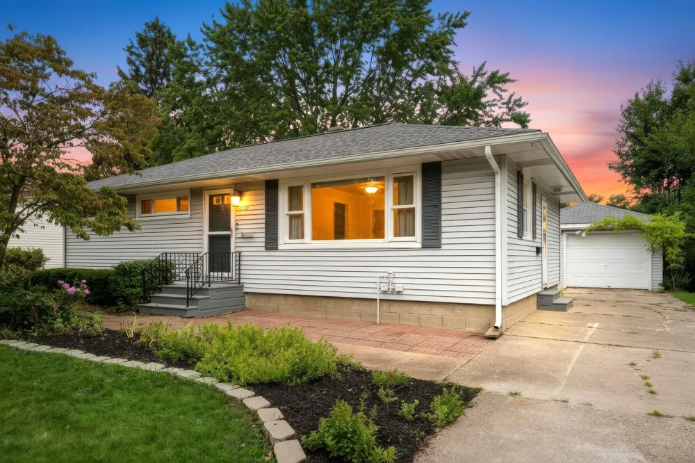 1015 Taylor Avenue Grand Haven, MI 49417