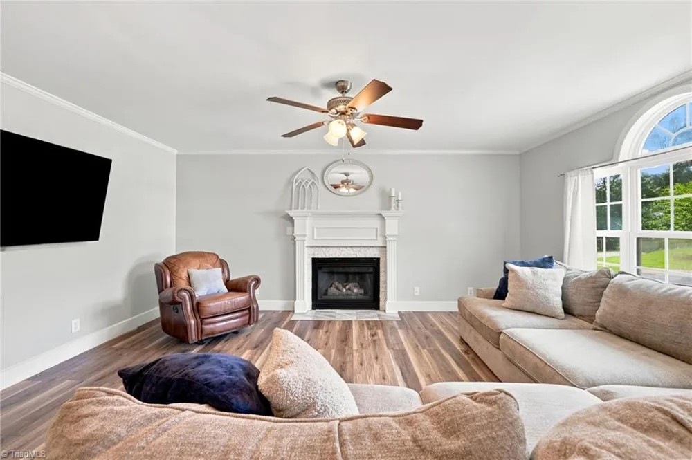 1035 Trinity Place Road Tobaccoville, NC 27050