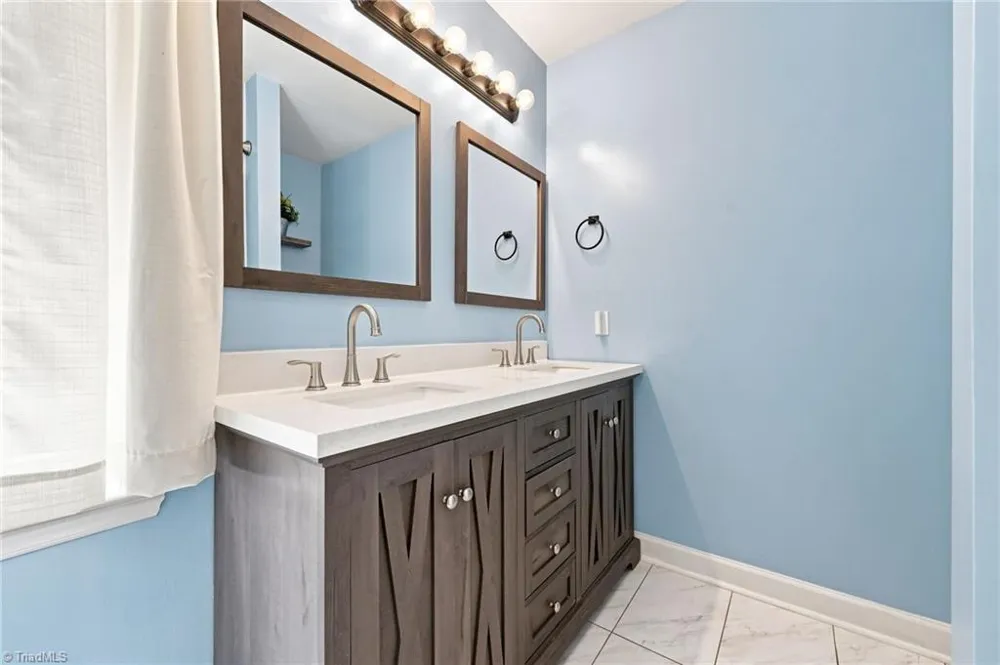 1035 Trinity Place Road Tobaccoville, NC 27050