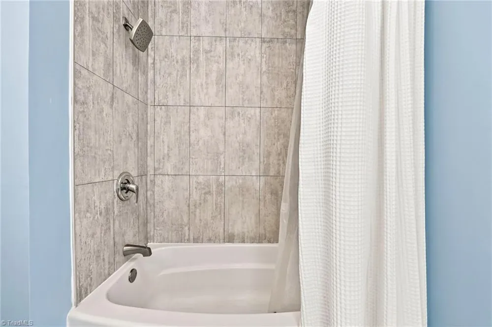 1035 Trinity Place Road Tobaccoville, NC 27050