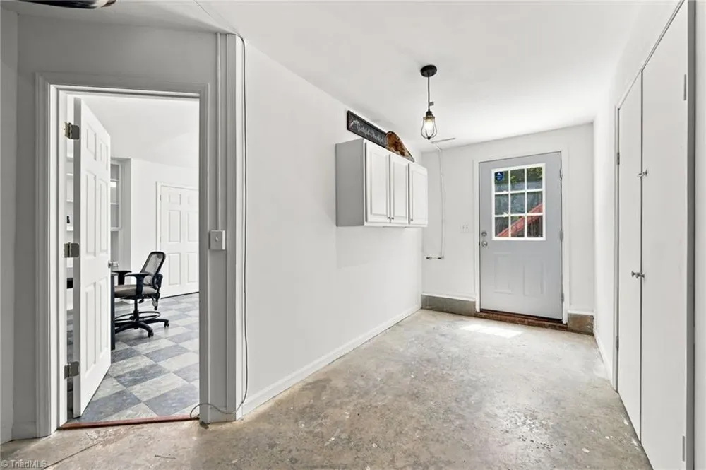 1035 Trinity Place Road Tobaccoville, NC 27050