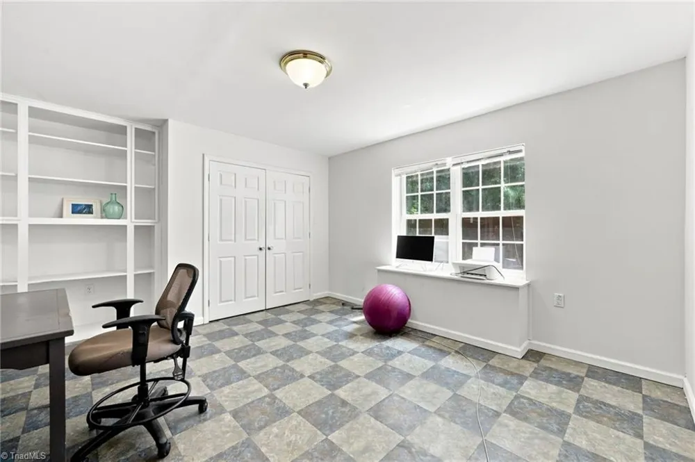 1035 Trinity Place Road Tobaccoville, NC 27050