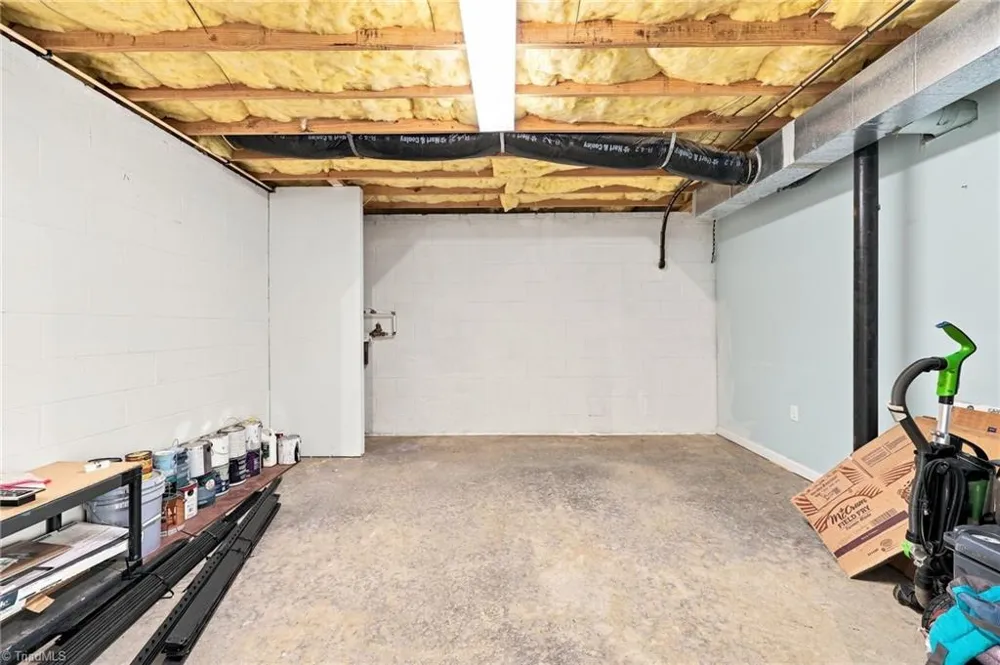 1035 Trinity Place Road Tobaccoville, NC 27050