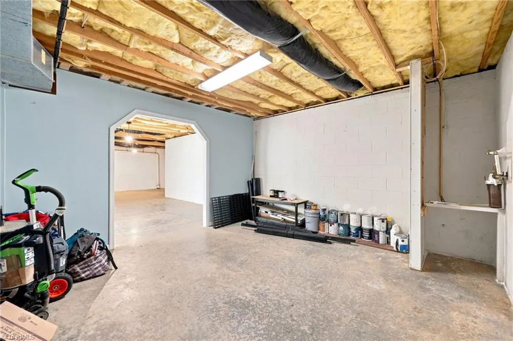 1035 Trinity Place Road Tobaccoville, NC 27050
