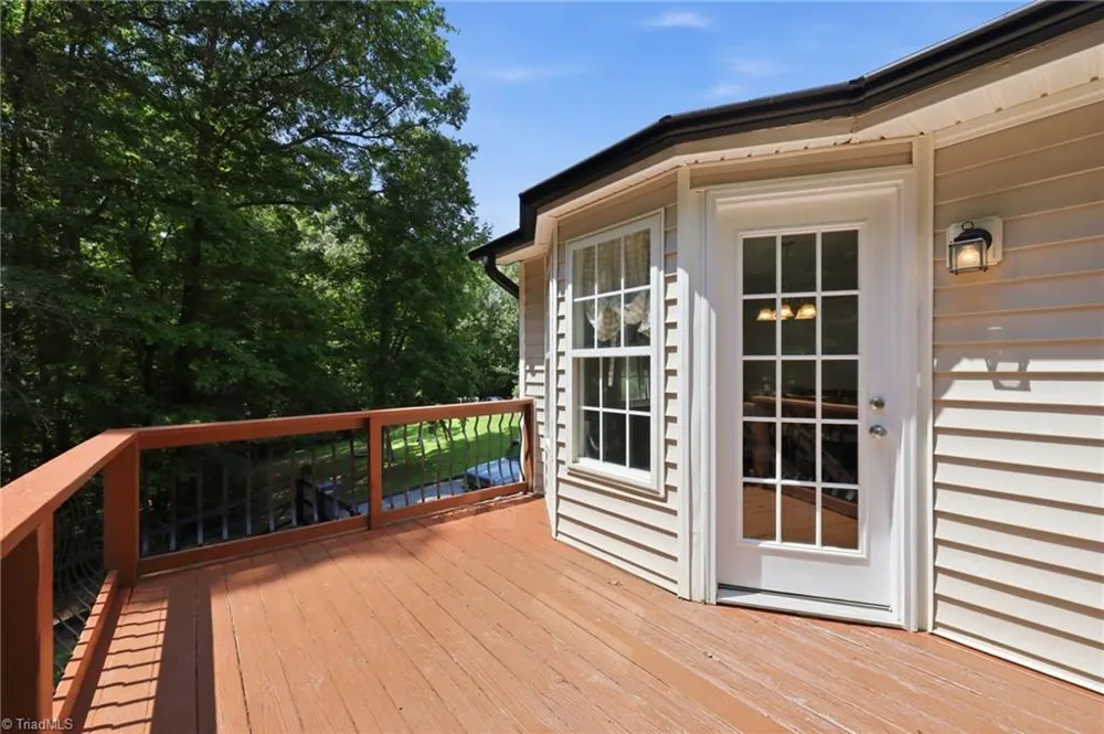 1035 Trinity Place Road Tobaccoville, NC 27050