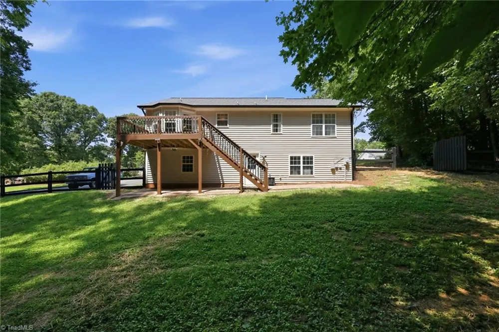 1035 Trinity Place Road Tobaccoville, NC 27050