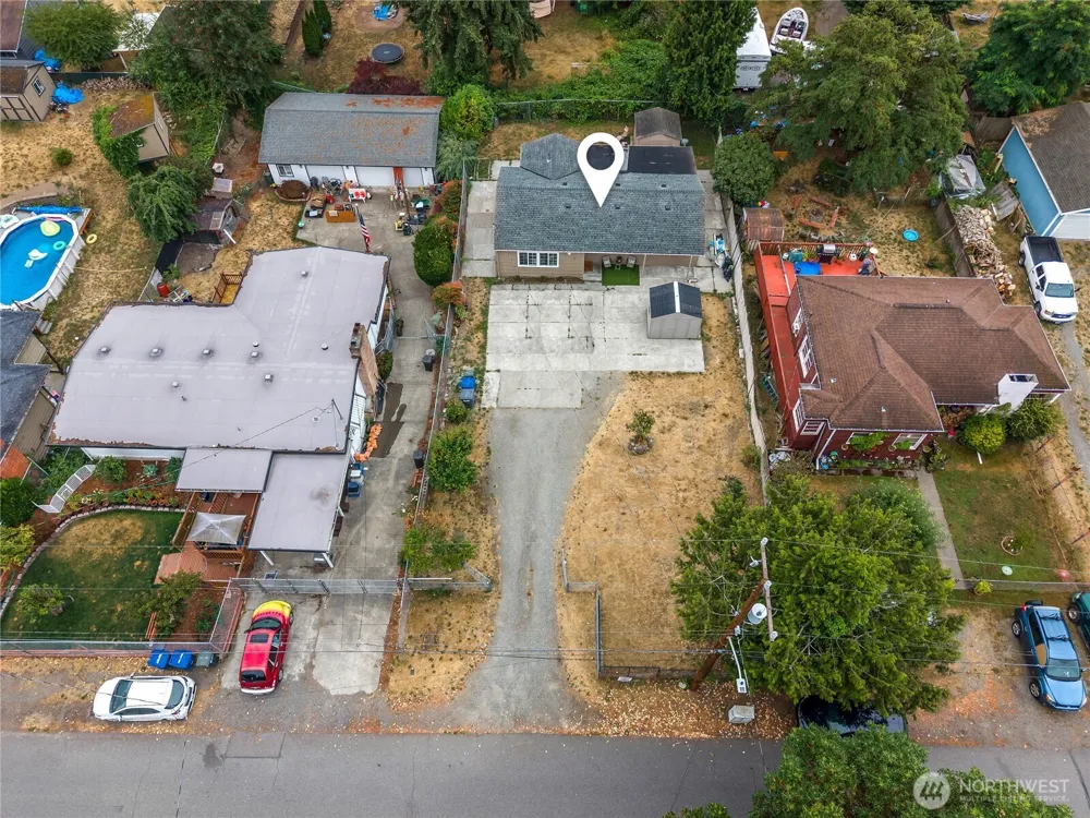 819 SW 134th Street SW Burien, WA 98146