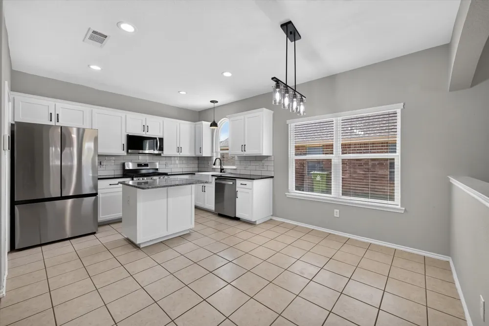 55 Highland Drive Sanger, TX 76266