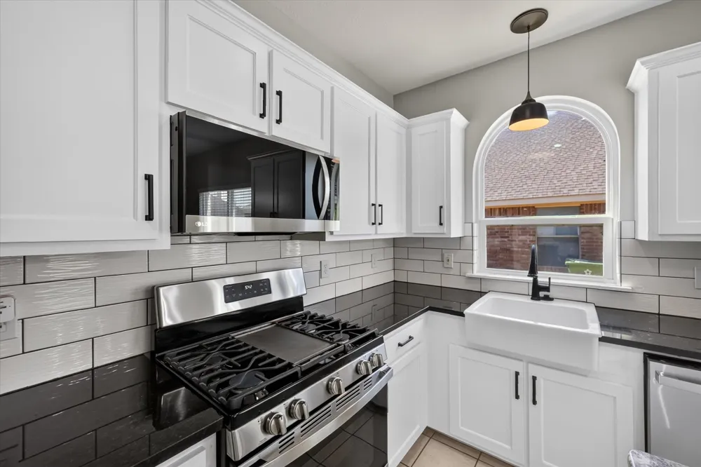 55 Highland Drive Sanger, TX 76266