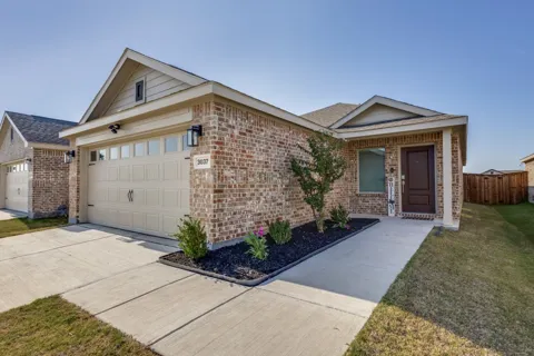 3037 Ashbrook Lane