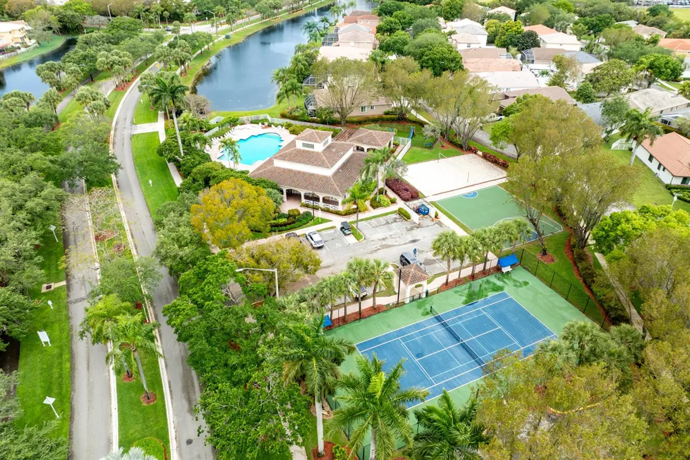 6513 Sandpiper Drive Coconut Creek, FL 33073