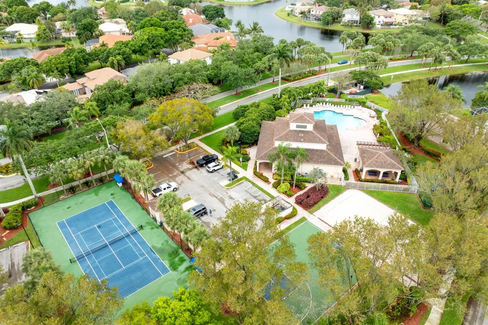 6513 Sandpiper Drive Coconut Creek, FL 33073