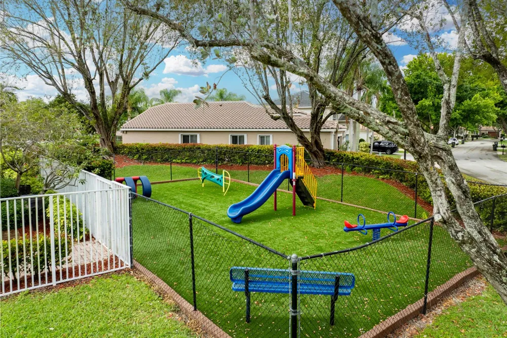 6513 Sandpiper Drive Coconut Creek, FL 33073