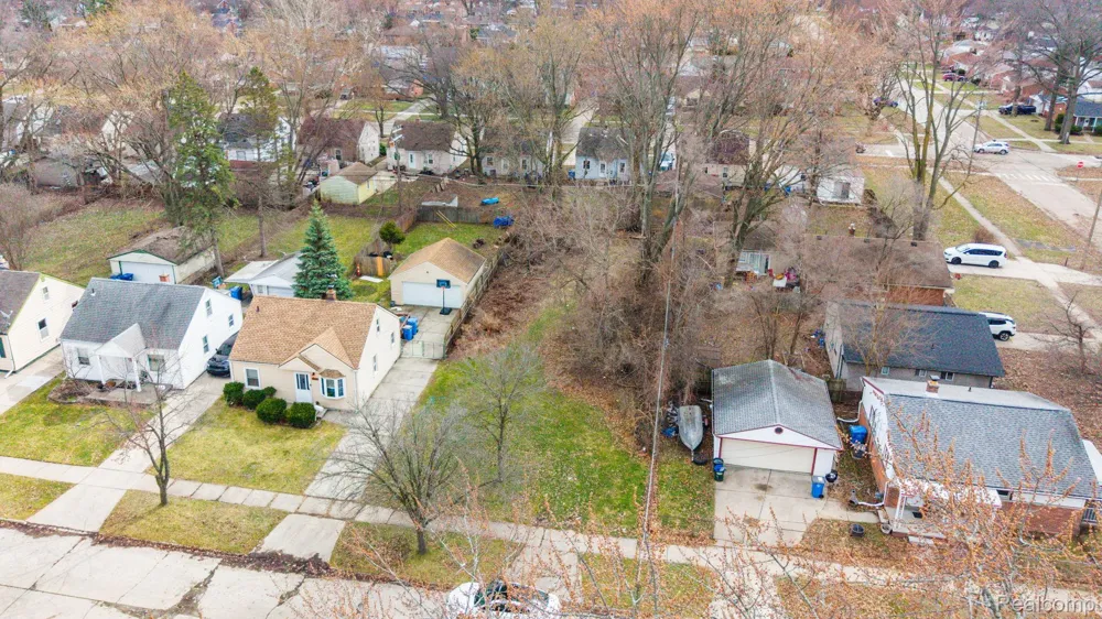 24759 Hopkins Street Dearborn Heights City, MI 48125