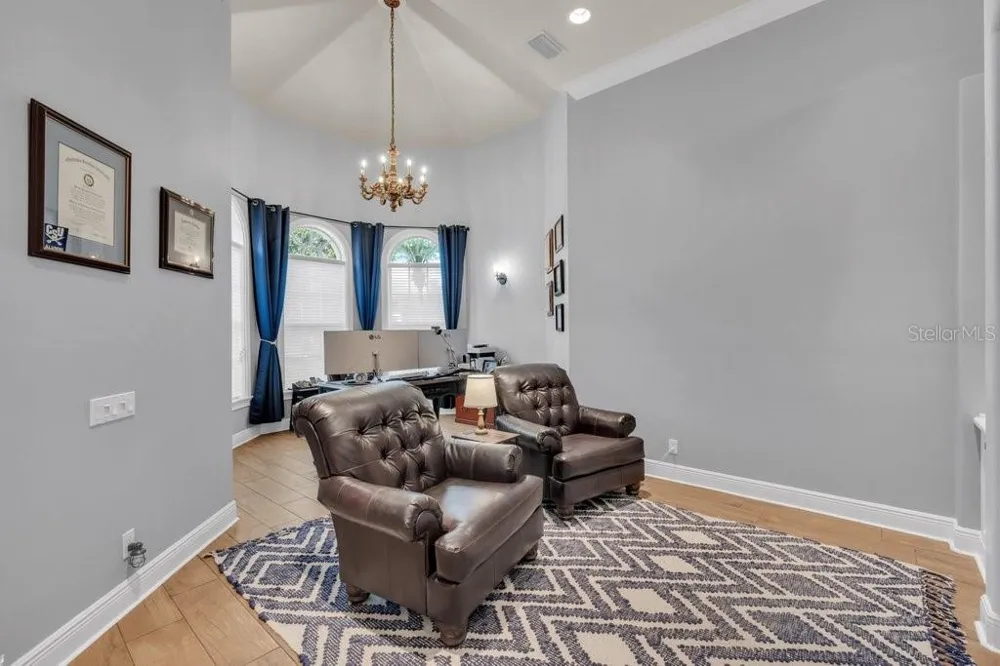 6217 KINGBIRD MANOR DRIVE Lithia, FL 33547