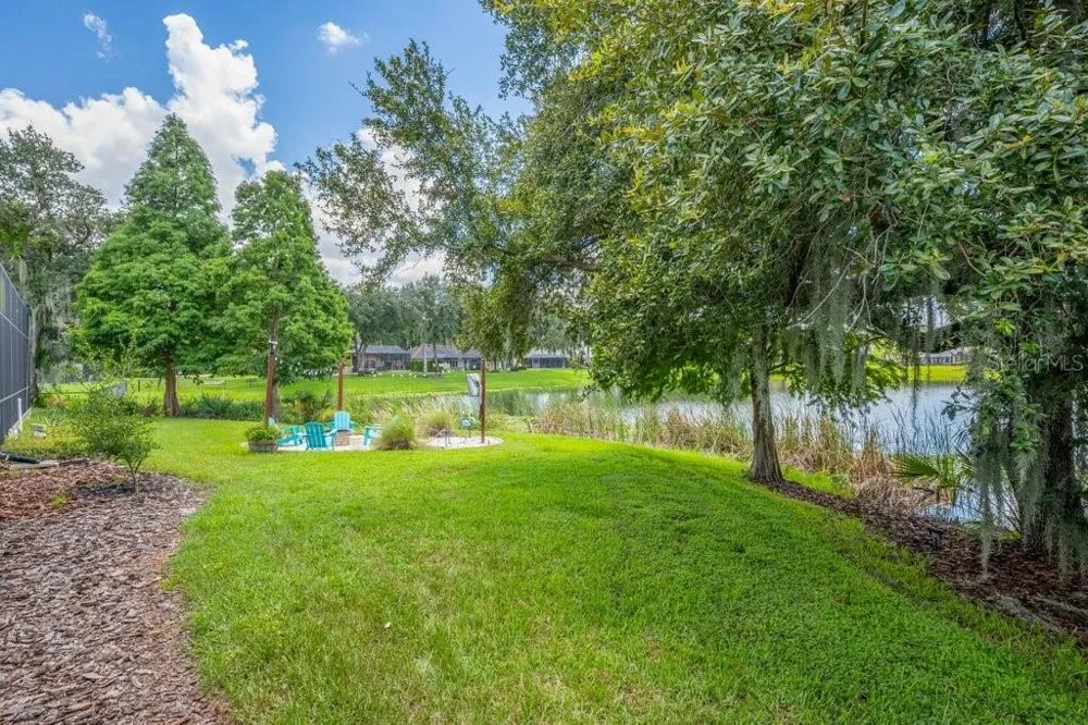 6217 KINGBIRD MANOR DRIVE Lithia, FL 33547
