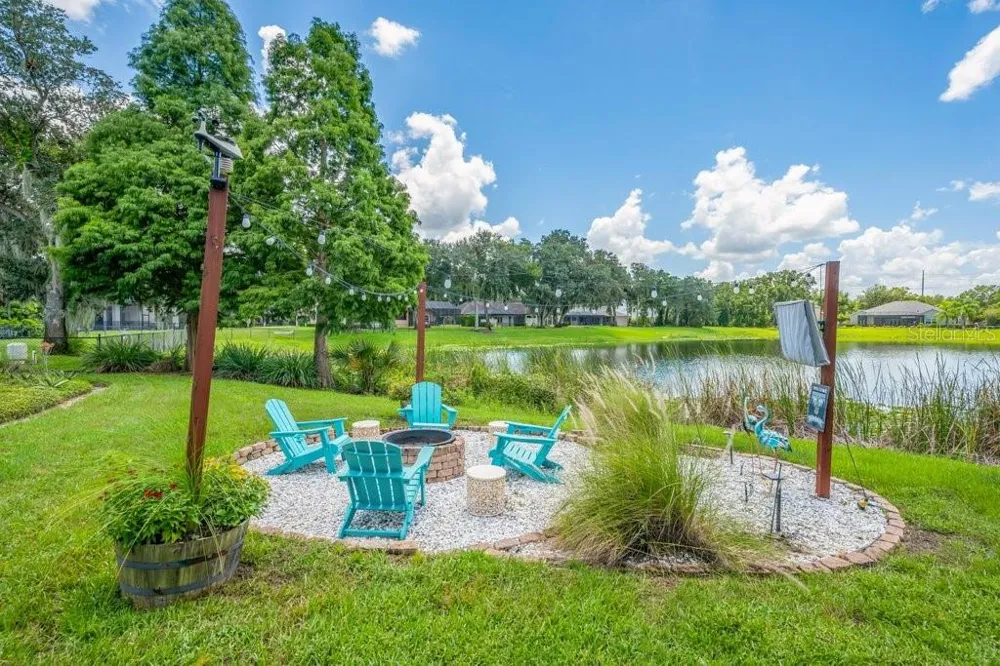 6217 KINGBIRD MANOR DRIVE Lithia, FL 33547
