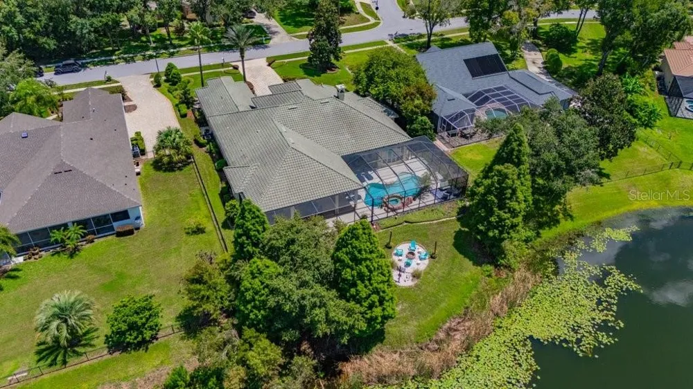 6217 KINGBIRD MANOR DRIVE Lithia, FL 33547
