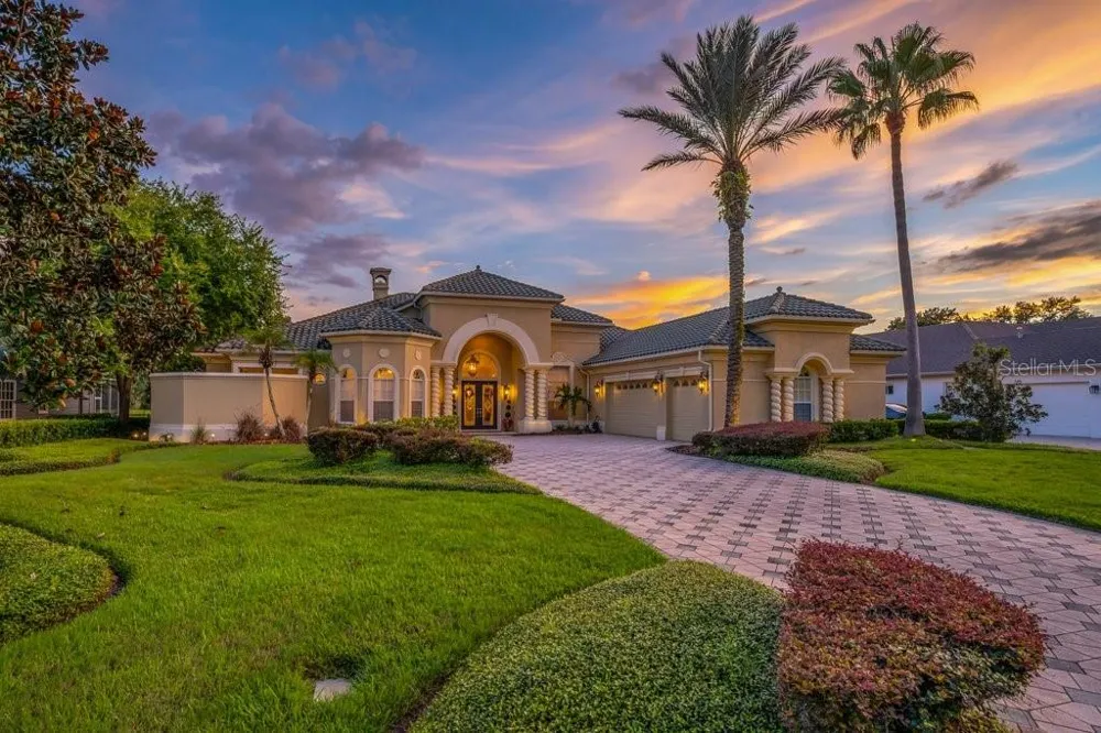6217 KINGBIRD MANOR DRIVE Lithia, FL 33547