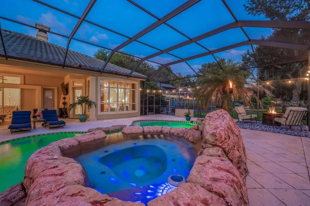 6217 KINGBIRD MANOR DRIVE Lithia, FL 33547
