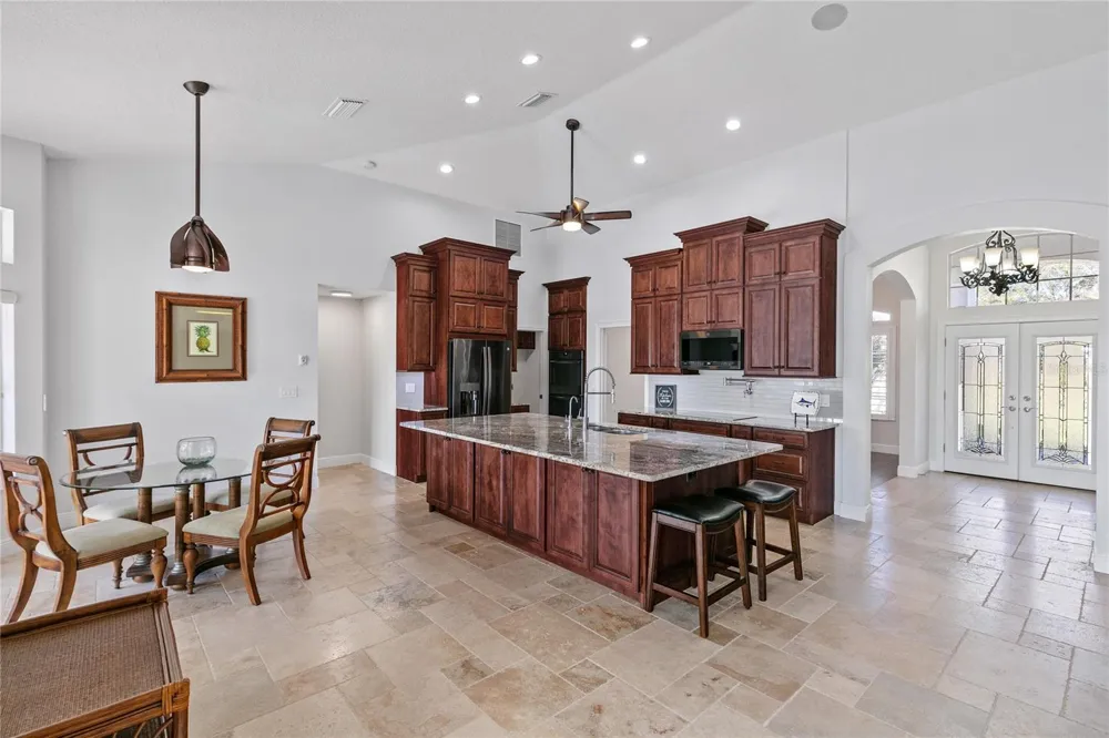 655 CALEDONIA PLACE Sanford, FL 32771