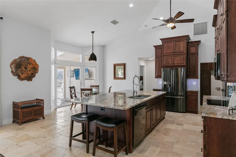 655 CALEDONIA PLACE Sanford, FL 32771