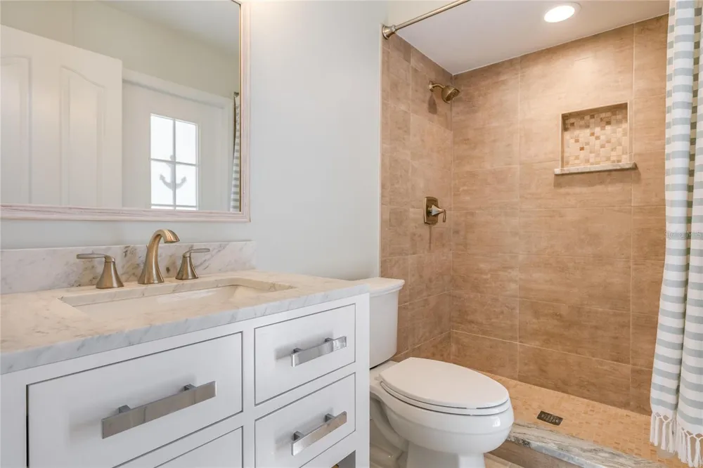 655 CALEDONIA PLACE Sanford, FL 32771