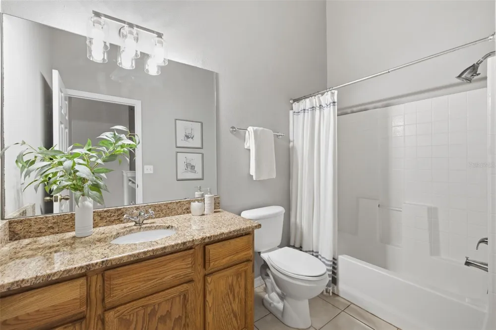 5118 5TH WAY St Petersburg, FL 33703