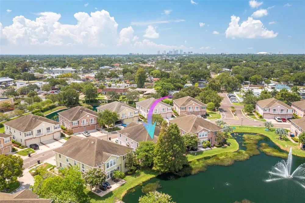 5118 5TH WAY St Petersburg, FL 33703