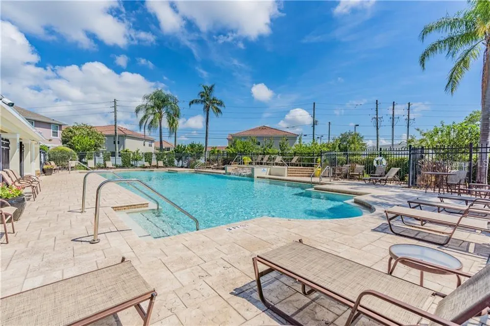 5118 5TH WAY St Petersburg, FL 33703