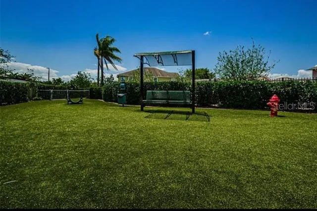 5118 5TH WAY St Petersburg, FL 33703