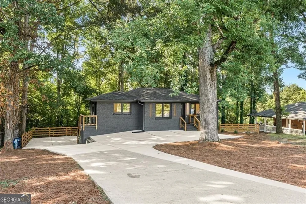 6025 Oakdale RD SE Mableton, GA 30126